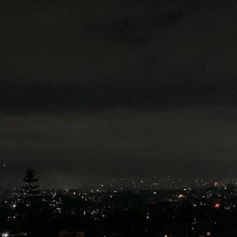 A cover of "Lost" cluster. The owner is roshoneyyy. The cluster consists of 35 elements.