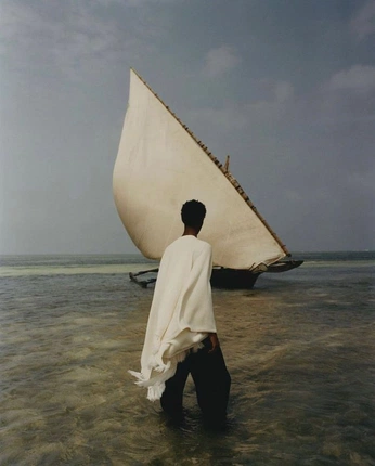 A cover of "Mine" cluster. The owner is linpingyi. The cluster consists of 3 elements.