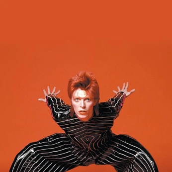 A cover of "New romantics (80s+20s)" cluster. The owner is miliregretz. The cluster consists of 23 elements.