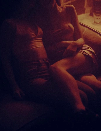 A cover of "love" cluster. The owner is laurabarros. The cluster consists of 1 element.