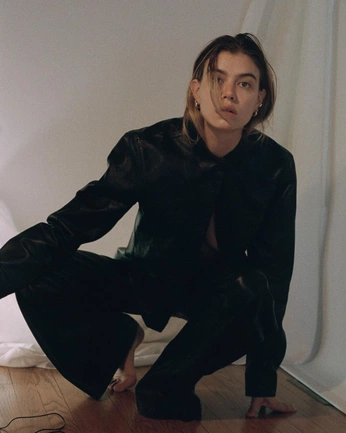 A cover of "POSES" cluster. The owner is adamsnyder. The cluster consists of 1 element.