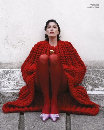 A cover of "Posing ideas" cluster. The owner is rissy. The cluster consists of 2 elements.