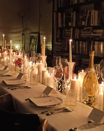 A cover of "Gin / Normindia" cluster. The owner is dramax. The cluster consists of 12 elements.