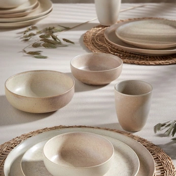 A cover of "Pangolins" cluster. The owner is maddyball. The cluster consists of 53 elements.