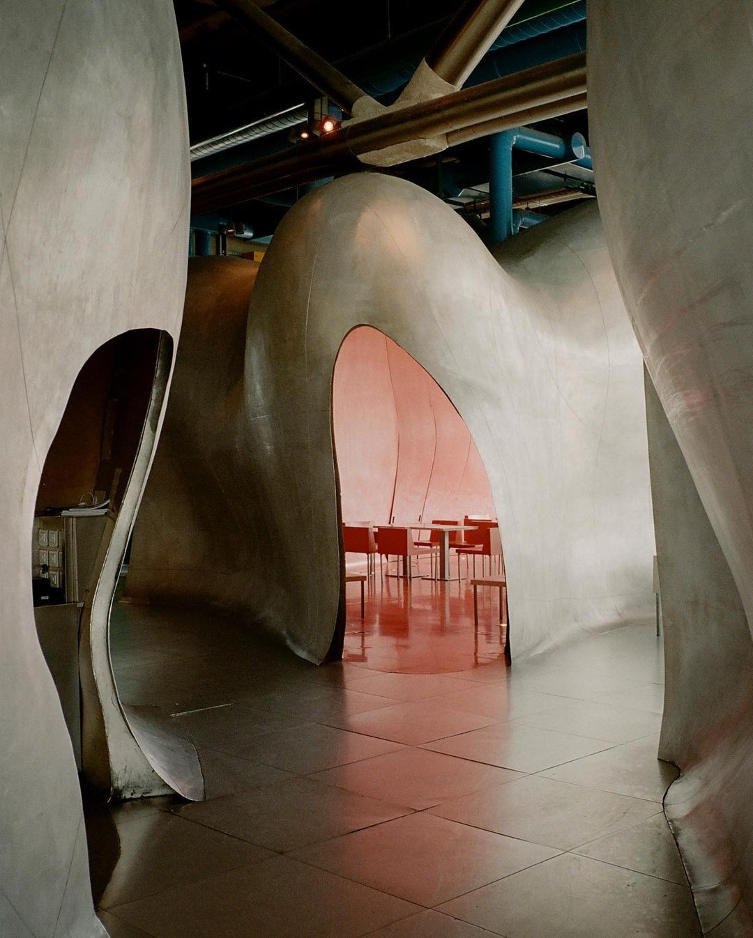 An Instagram carousel post added by olium on Dec 11, 2023. The author is @seandavidson.