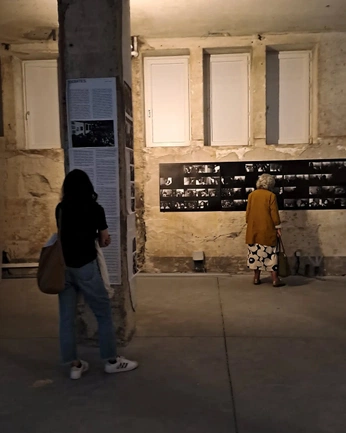 A cover of "photo exhibition" cluster. The owner is yusrish. The cluster consists of 1 element.