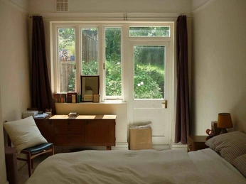 A cover of "Safe" cluster. The owner is charalexander. The cluster consists of 3 elements.