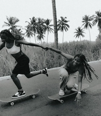 A cover of "VANS" cluster. The owner is erinwolfkilla. The cluster consists of 34 elements.