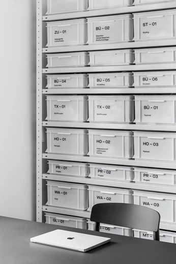 A cover of "HQRent" cluster. The owner is moussaab. The cluster consists of 37 elements.