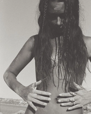 A cover of "Woman" cluster. The owner is georgienewbrun. The cluster consists of 7 elements.