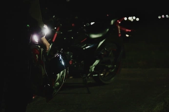 A cover of "Bikercol" cluster. The owner is stivengh. The cluster consists of 1 element.