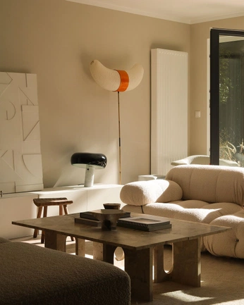 A cover of "Interior Inspo" cluster. The owner is yeongtae. The cluster consists of 1 element.