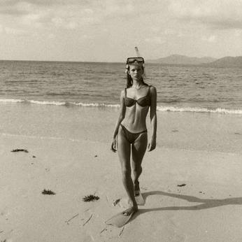 A cover of "Omni" cluster. The owner is oliverlopez. The cluster consists of 8 elements.