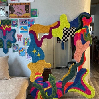 A cover of "Room Inspo" cluster. The owner is mirandis. The cluster consists of 26 elements.