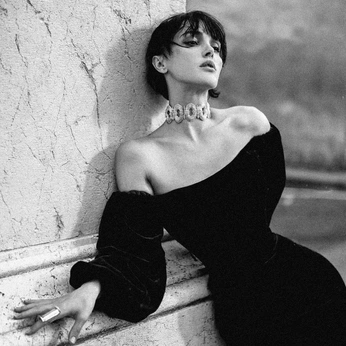 A cover of "Portraits" cluster. The owner is riaryyu. The cluster consists of 21 elements.