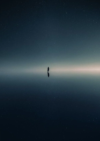 A cover of "two colored world" cluster. The owner is tamardror. The cluster consists of 7 elements.