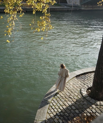 A cover of "Paris" cluster. The owner is clairehvn. The cluster consists of 7 elements.