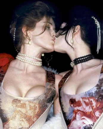 A cover of "pretty" cluster. The owner is jisusus. The cluster consists of 5 elements.