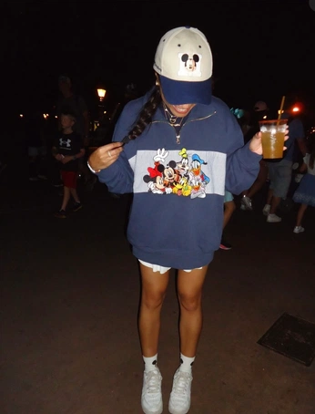 A cover of "disney inspo" cluster. The owner is beccadenise. The cluster consists of 51 elements.