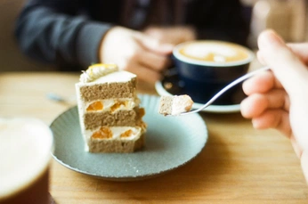 A cover of "FoodinFrame" cluster. The owner is kouisme. The cluster consists of 4 elements.