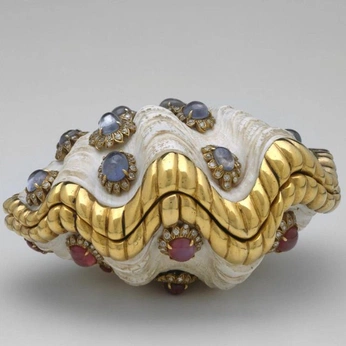 A cover of "prada" cluster. The owner is chiara.t. The cluster consists of 10 elements.