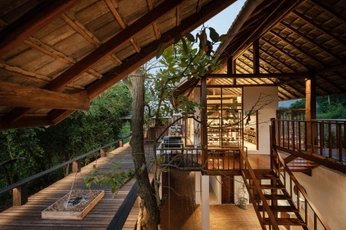 A cover of "Khiankhai house" cluster. The owner is bentolabs. The cluster consists of 11 elements.