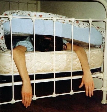 A cover of "escapisme" cluster. The owner is philiw. The cluster consists of 15 elements.