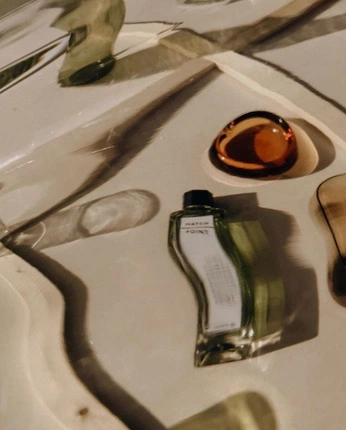 A cover of "Perfume" cluster. The owner is ivanitskii. The cluster consists of 2 elements.