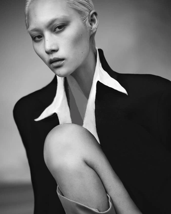 A cover of "jt" cluster. The owner is aamira. The cluster consists of 11 elements.