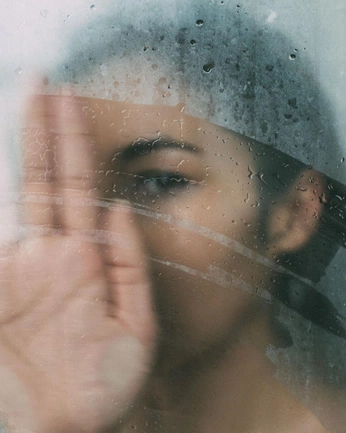 A cover of "ugc" cluster. The owner is ofthemoment. The cluster consists of 2 elements.