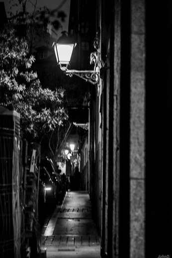 A cover of "photography" cluster. The owner is nonchalanting. The cluster consists of 4 elements.