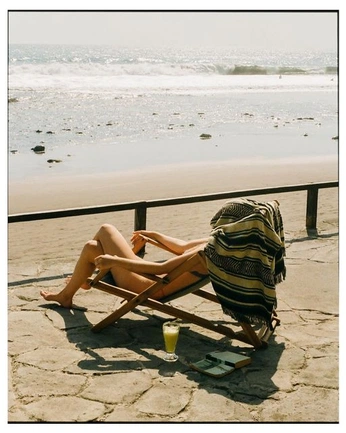 A cover of "Yellow" cluster. The owner is ixchelradbruch. The cluster consists of 26 elements.