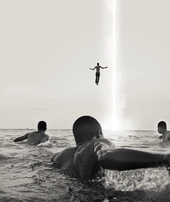 A cover of "B&W photography" cluster. The owner is daveshorty. The cluster consists of 3 elements.