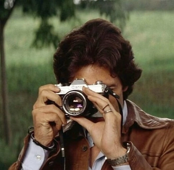 A cover of "essence" cluster. The owner is somefarawaybeach. The cluster consists of 39 elements.