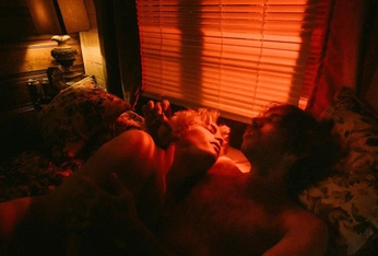 A cover of "gasoline" cluster. The owner is annesophie. The cluster consists of 14 elements.