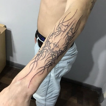 A cover of "Spiky thing" cluster. The owner is c0c0art. The cluster consists of 2 elements.