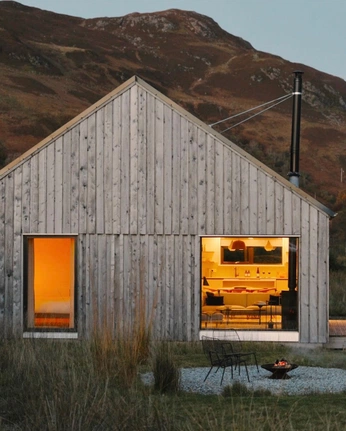 A cover of " Berry Hill Estate" cluster. The owner is christopher. The cluster description is "Nestled deep amongst the pine trees in the North Land. ". The cluster consists of 39 elements.