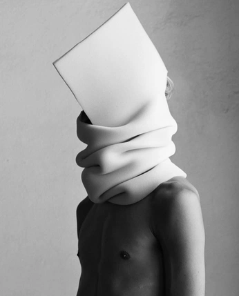 A cover of "fashion" cluster. The owner is nononooo. The cluster consists of 184 elements.