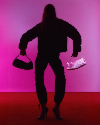 A cover of "Bags campaign" cluster. The owner is kastulus. The cluster consists of 8 elements.