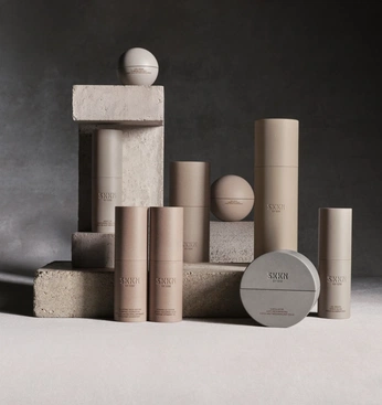 A cover of "Louboutin" cluster. The owner is oce75018. The cluster consists of 4 elements.