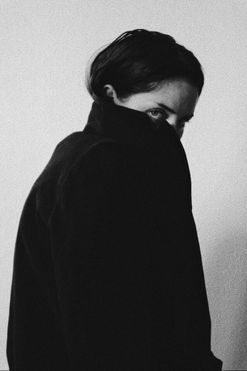 A cover of "misc portrait references" cluster. The owner is rustyrailways. The cluster consists of 141 elements.