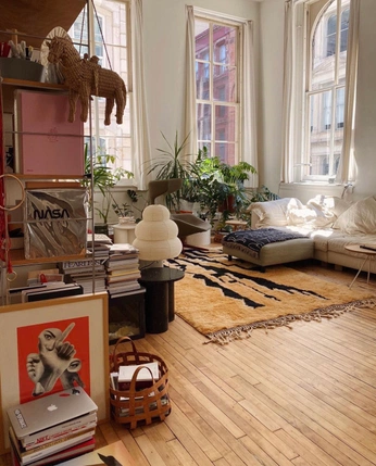 A cover of "maison" cluster. The owner is comani. The cluster consists of 6 elements.