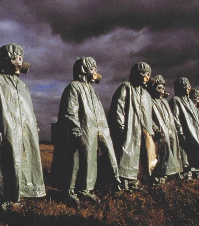 An Instagram carousel post added by sintaxera on Jan 06, 2025. The author is @downloaded.