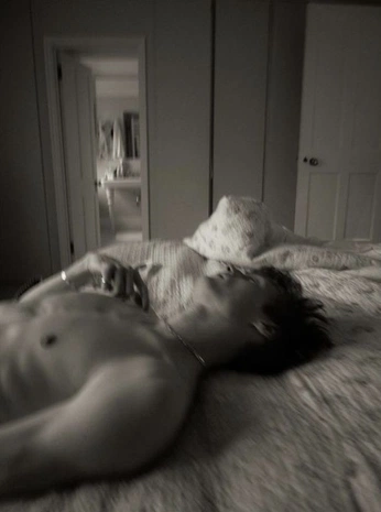 A cover of "Peaches" cluster. The owner is aluvi. The cluster consists of 4 elements.