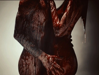 A cover of "raw" cluster. The owner is aanniiee. The cluster consists of 8 elements.