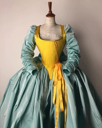 A cover of "farver" cluster. The owner is bjorkb. The cluster consists of 22 elements.