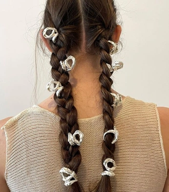 A cover of "hair" cluster. The owner is sari.loves. The cluster consists of 21 elements.