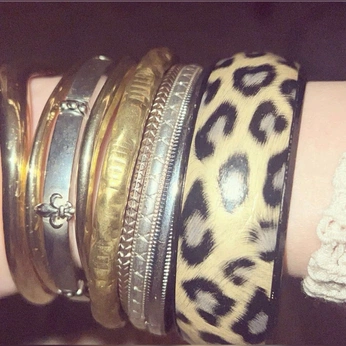 A cover of "y2k" cluster. The owner is myyuniia. The cluster consists of 23 elements.