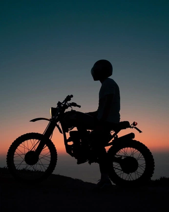 A cover of "Motorcycle" cluster. The owner is dell4valt. The cluster consists of 14 elements.