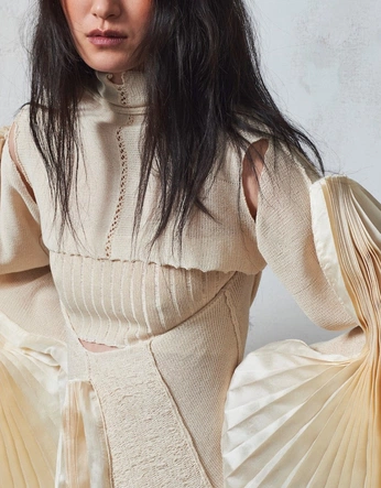 A cover of "fashion" cluster. The owner is yoongiah. The cluster consists of 8 elements.